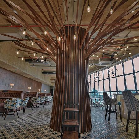 The Avatar Hotel & Convention Mangalore Exterior photo