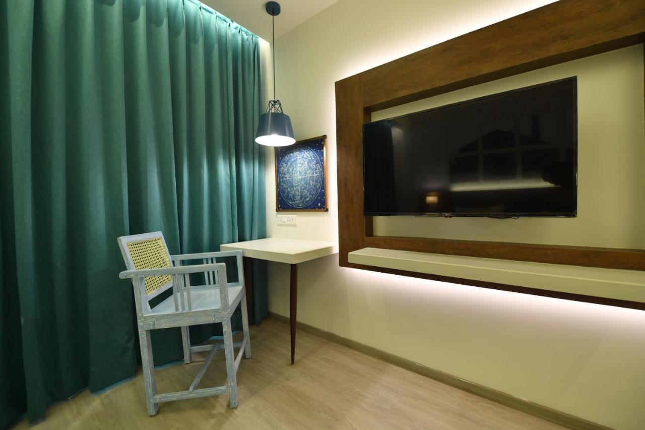 The Avatar Hotel & Convention Mangalore Exterior photo