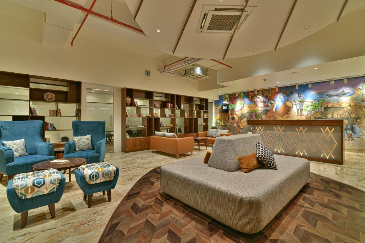 The Avatar Hotel & Convention Mangalore Exterior photo